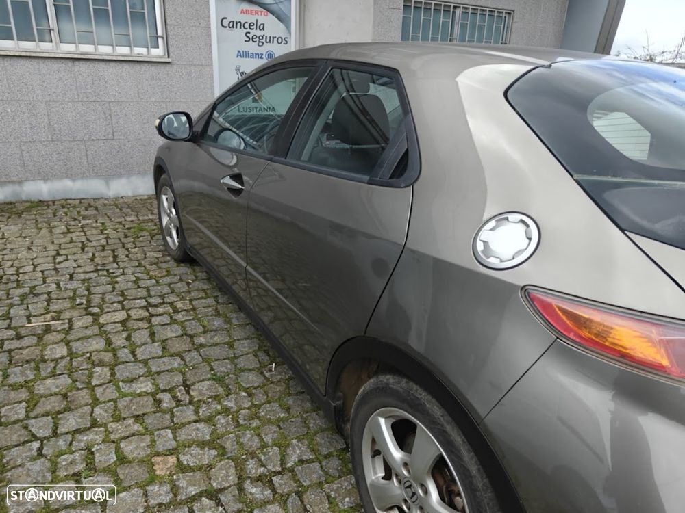 Honda Civic 1.4 Sport - 6