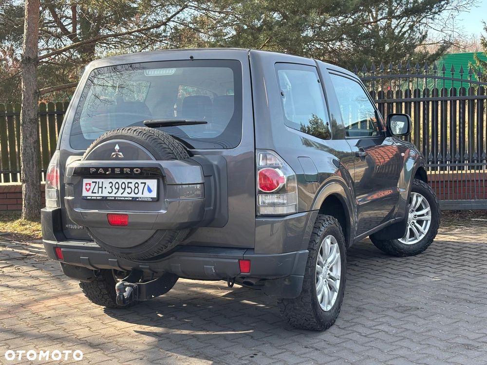 Mitsubishi Pajero 3.2 DID Intense Plus - 14