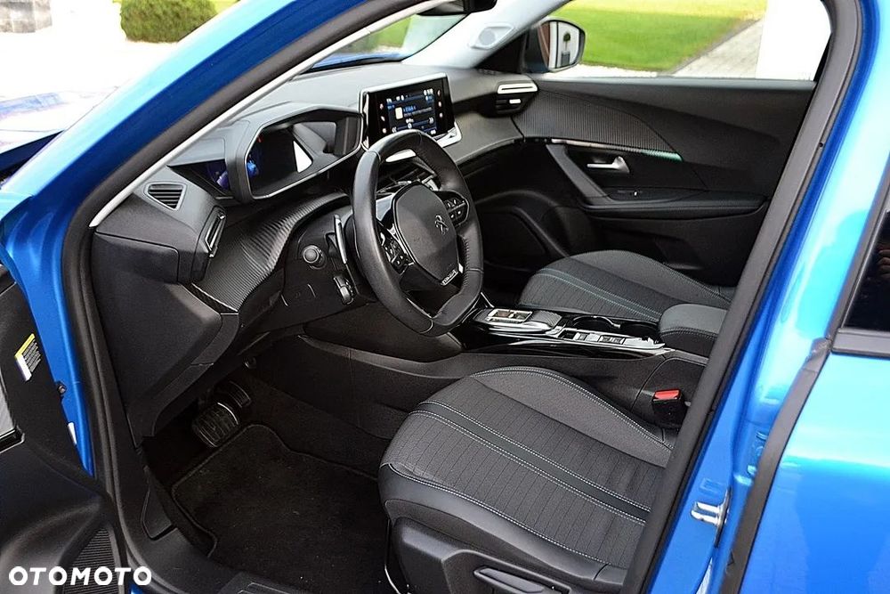 Peugeot 2008 BlueHDi 130 EAT8 Allure - 12