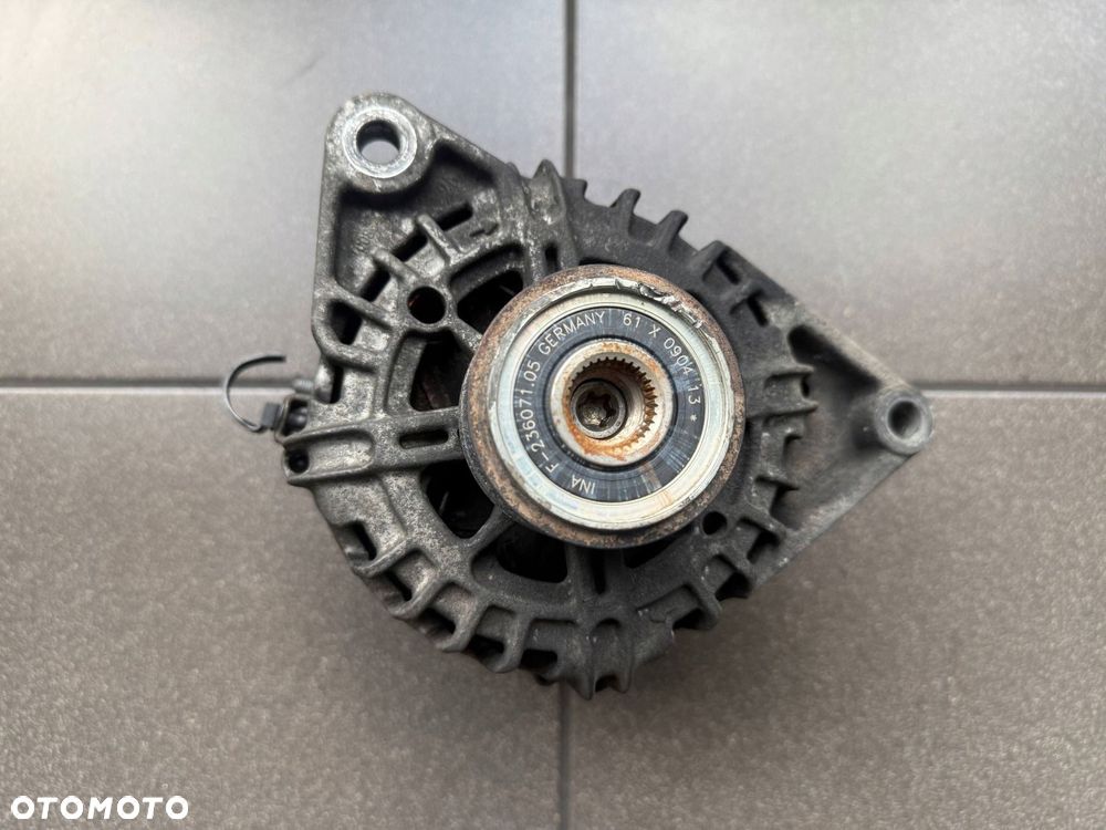 ALTERNATOR 1.4 1.6 CRDI HYUNDAI KIA 37300-2A500 VALEO 120A - 3