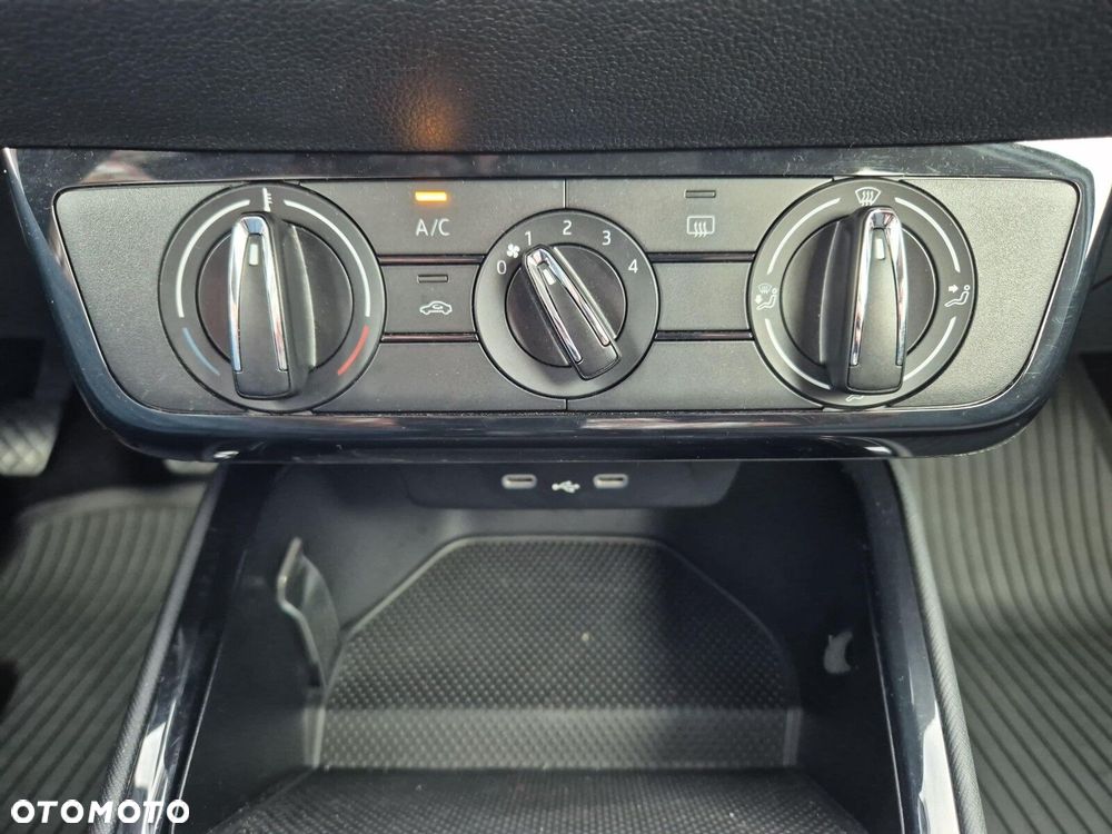 Skoda Fabia - 28