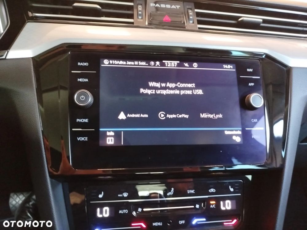 Volkswagen Passat Variant 2.0 TDI EVO Business DSG - 16