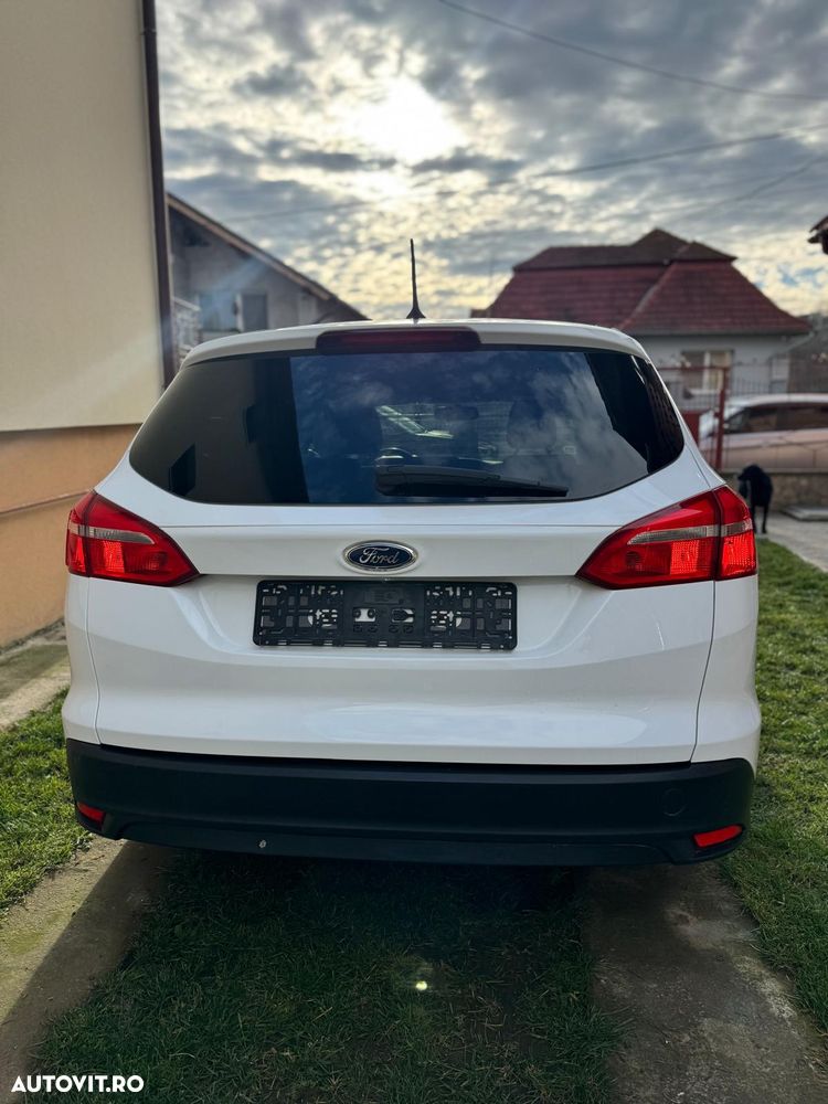 Ford Focus 1.5 TDCi ECOnetic 88g Start-Stopp-System Business - 5