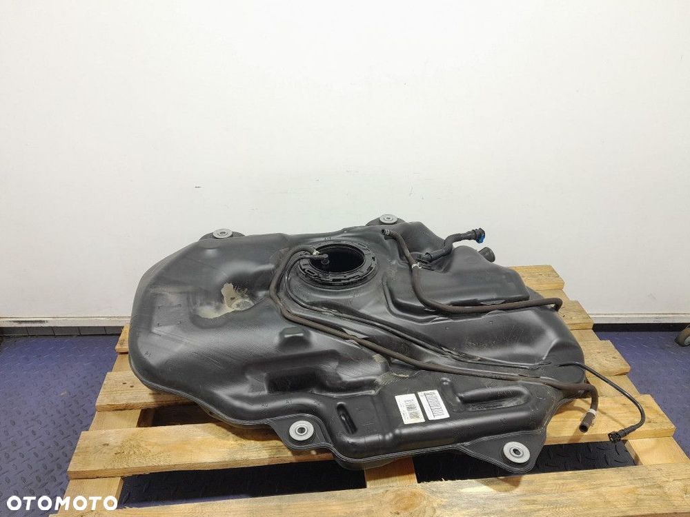 TOYOTA COROLLA XII E21 LIFT 22- 1.8 HYBRID ZBIORNIK PALIWA 77100-F4101 - 1