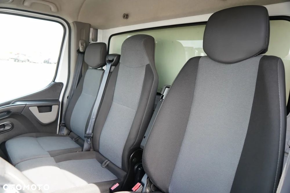 Renault MASTER / KONTENER - 4,3 M / WINDA DHOLLANDIA - 750 KG / 3 MIEJSCA / BLIŹNIAK / SPROWADZONY / - 25