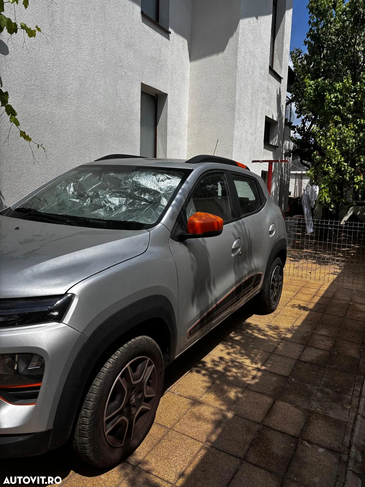 Dacia Spring Expression - 4