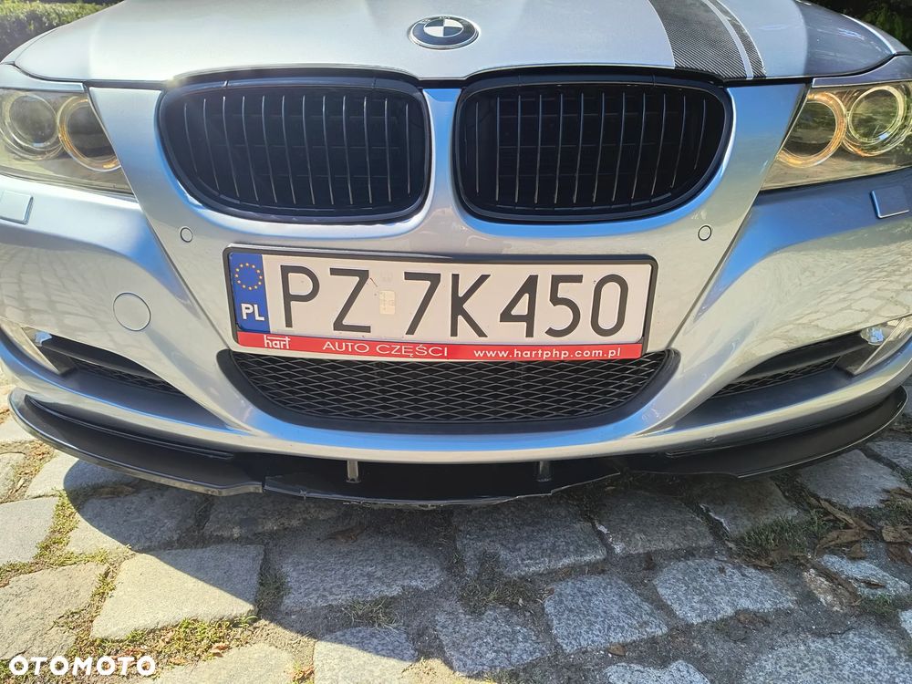 BMW Seria 3 325i - 4