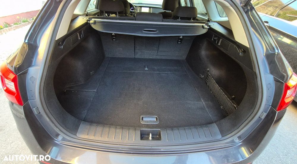 Kia Optima Sportagon 1.7 CRDI DCT Edition 7 - 8