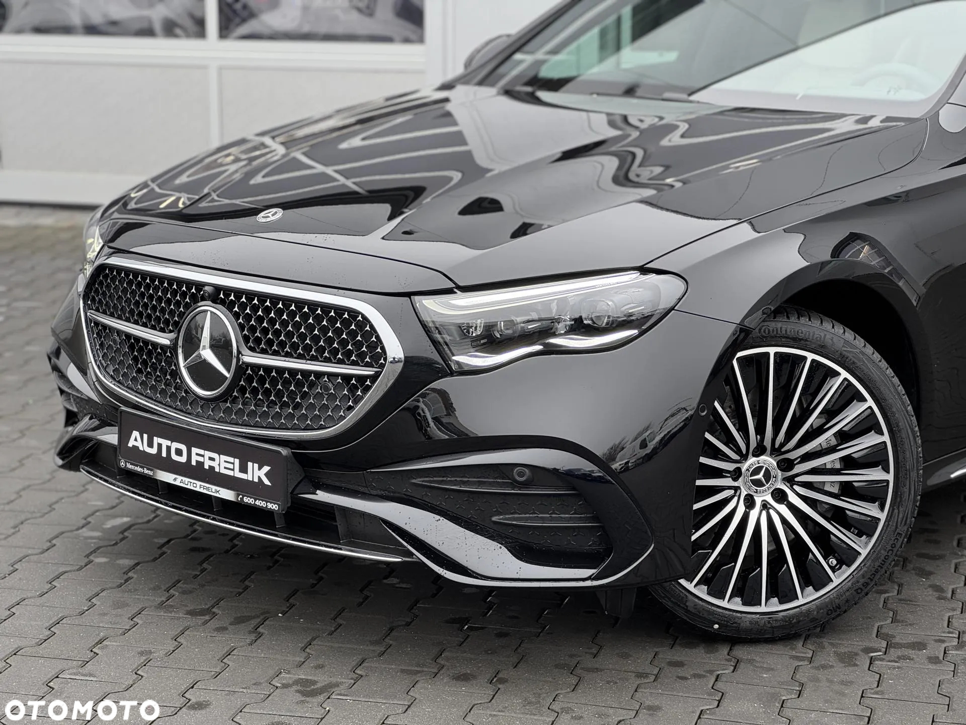 Mercedes-Benz Klasa E 220 d 4Matic 9G-TRONIC - 3