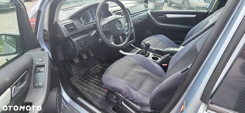 Mercedes-Benz Klasa B 180 CDI - 8