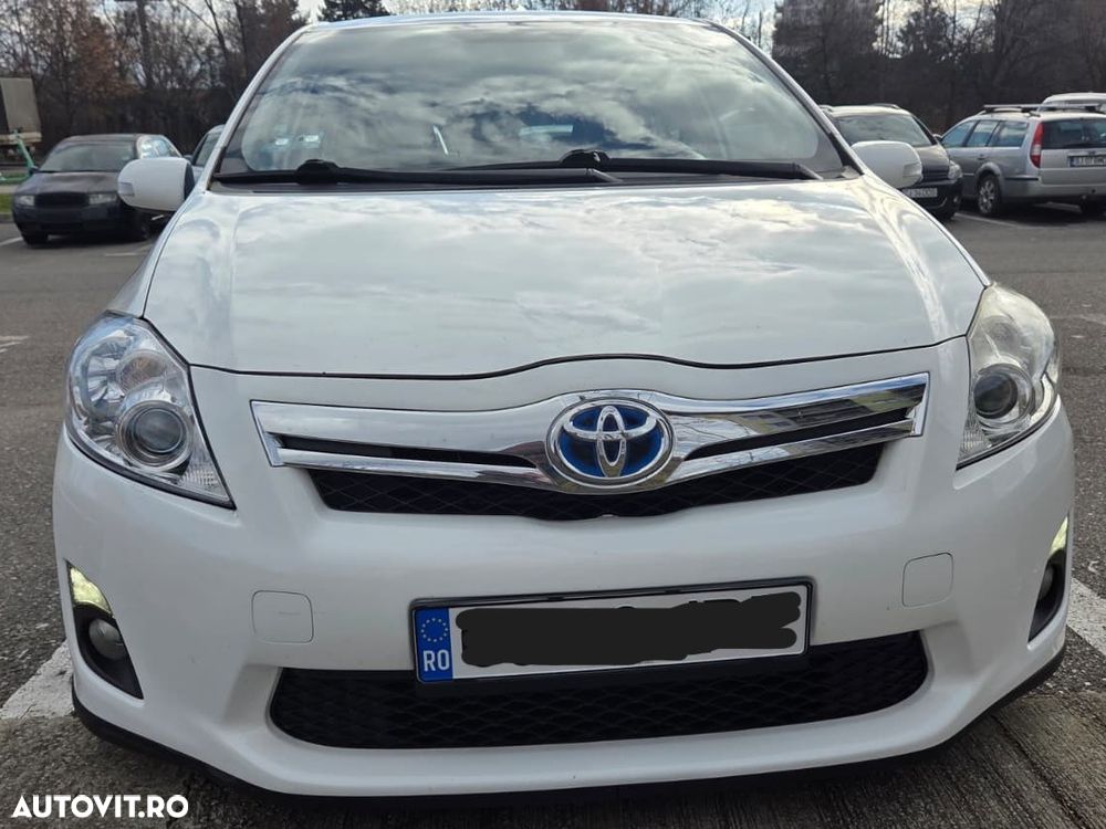 Toyota Auris 1.8 L VVT-i TS Hybrid Sol+ - 1