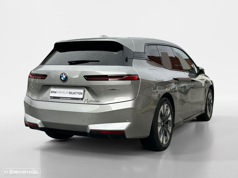 BMW iX xDrive 45 - 5