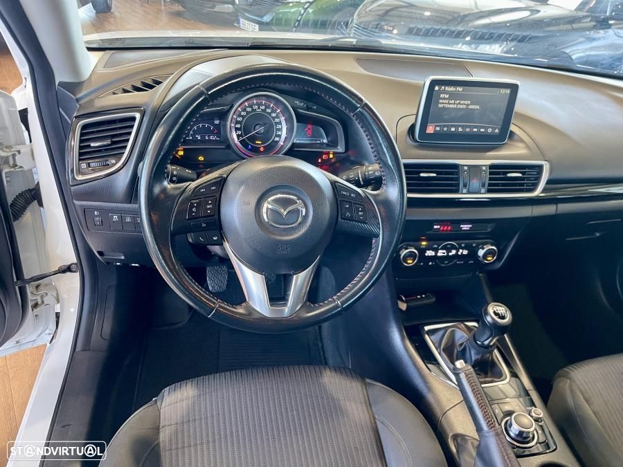Mazda 3 - 10