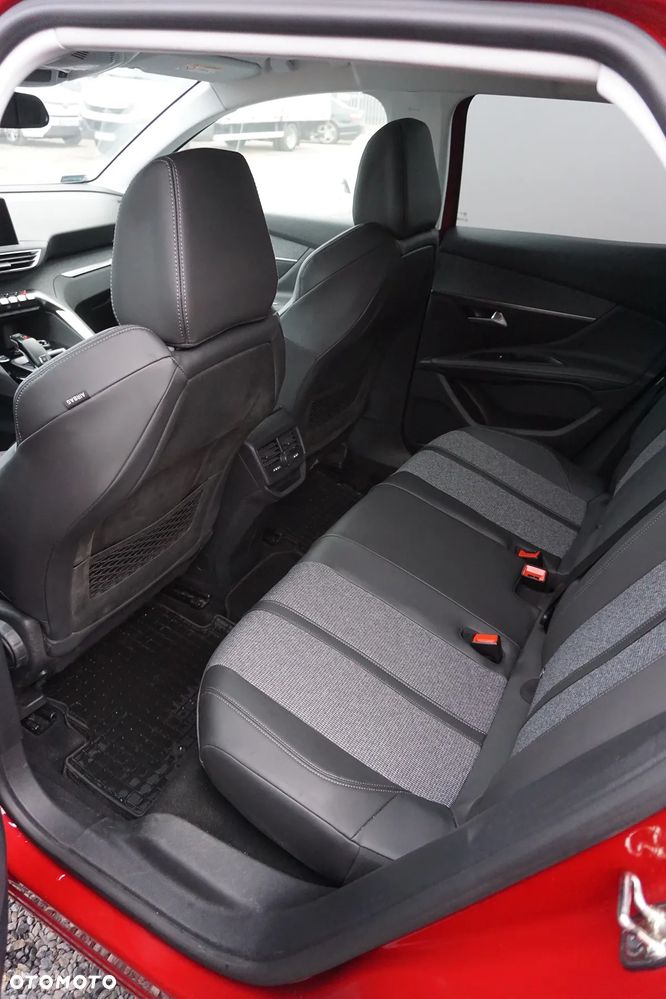 Peugeot 3008 1.6 THP Allure S&S EAT6 - 24