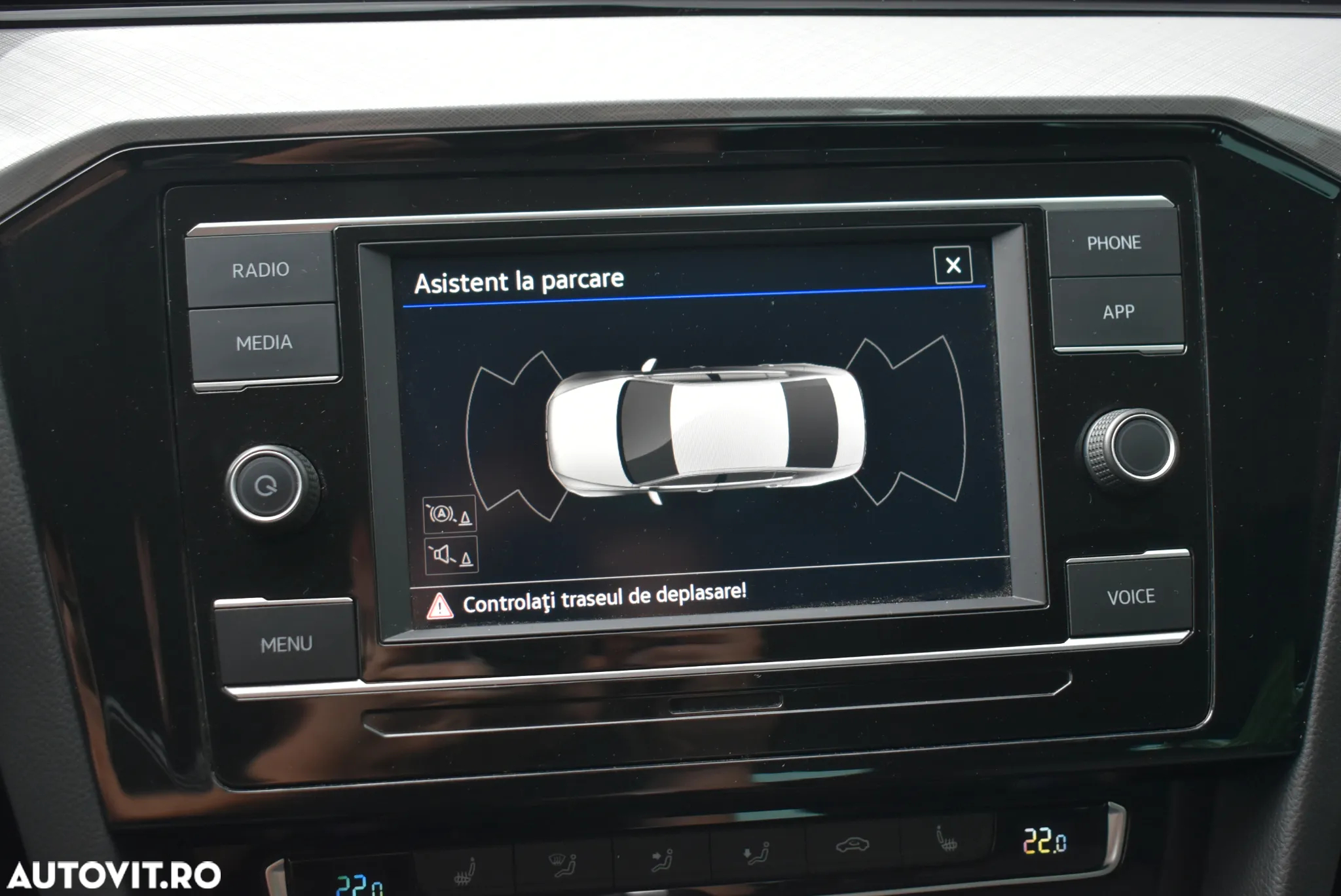 Volkswagen Passat 1.5 TSI ACT DSG Comfortline - 20