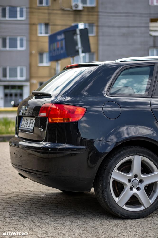 Audi A3 Sportback 1.9 TDI Attraction - 3