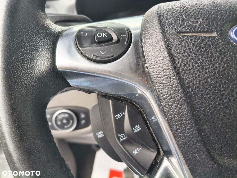 Ford Transit Connect - 32