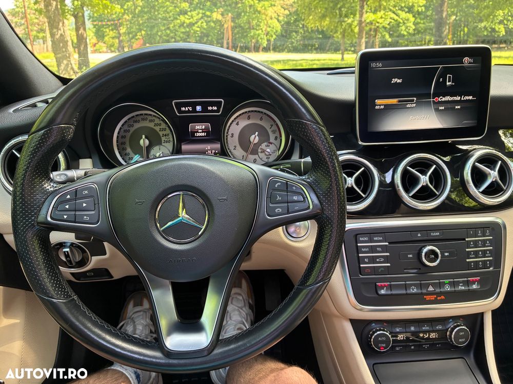 Mercedes-Benz CLA 250 4MATIC Aut. - 9