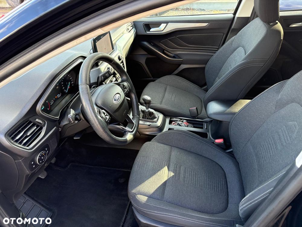 Ford Focus SW 1.5 TDCi DPF S&S Trend - 6
