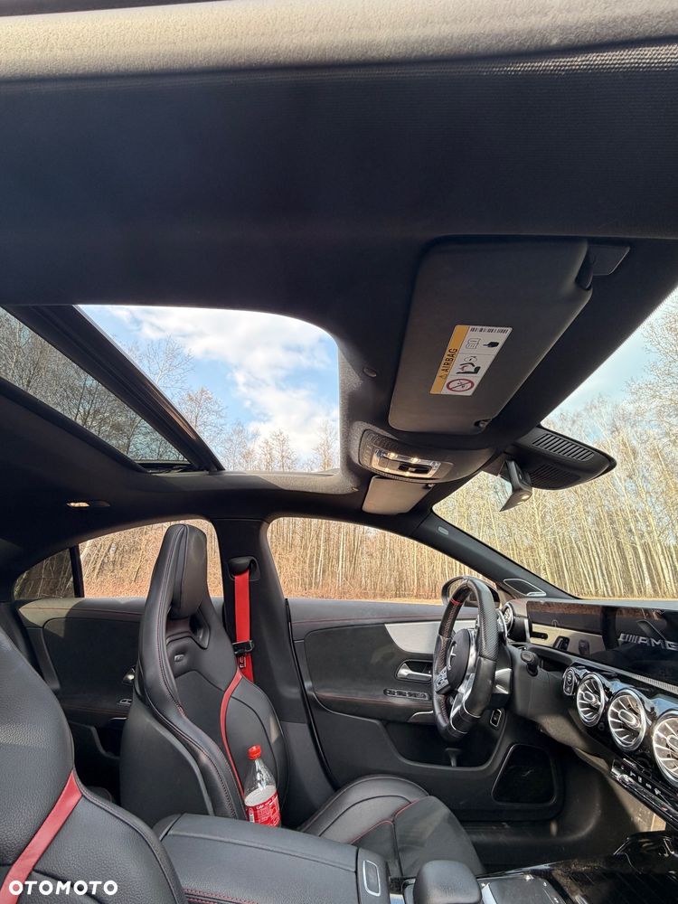 Mercedes-Benz CLA - 15