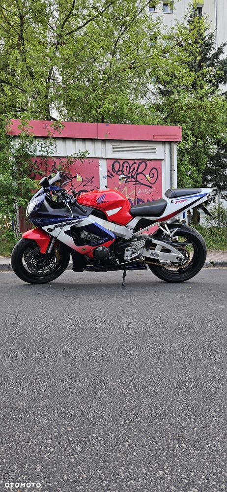 Honda CBR - 6