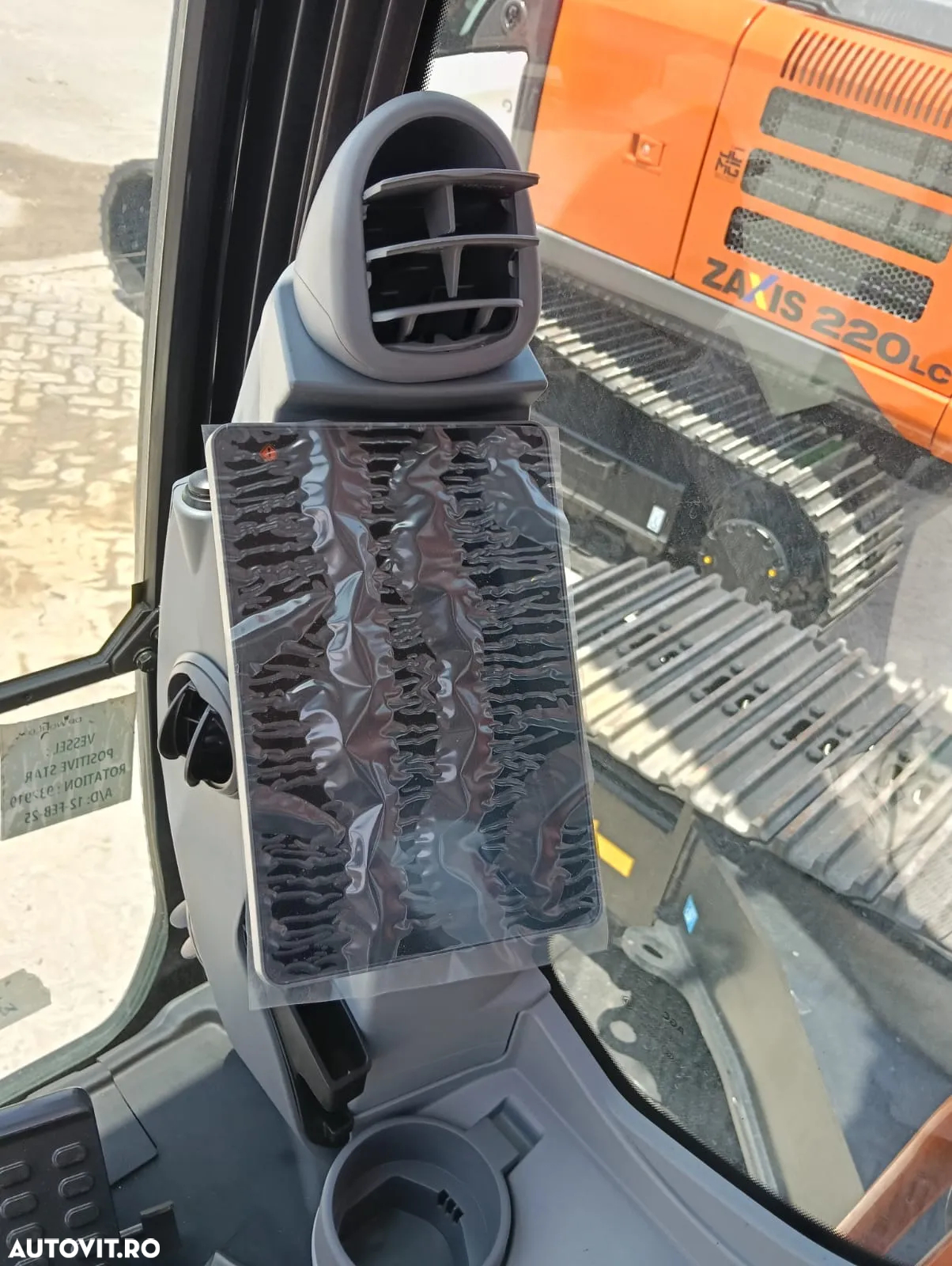 Hitachi Zaxis 350 - 7G, An 2025, Made in Japan - 11
