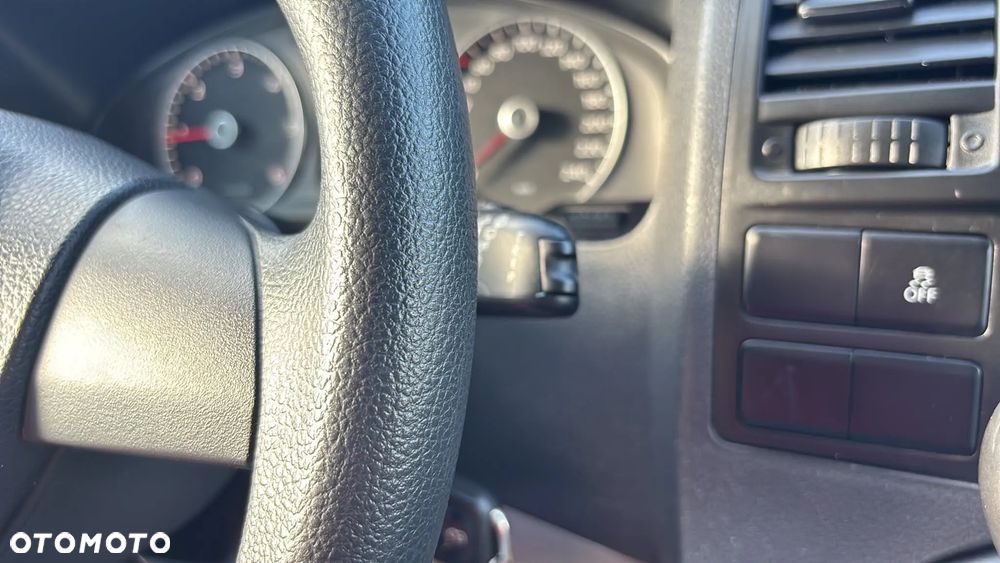 Volkswagen Transporter T5 - 13