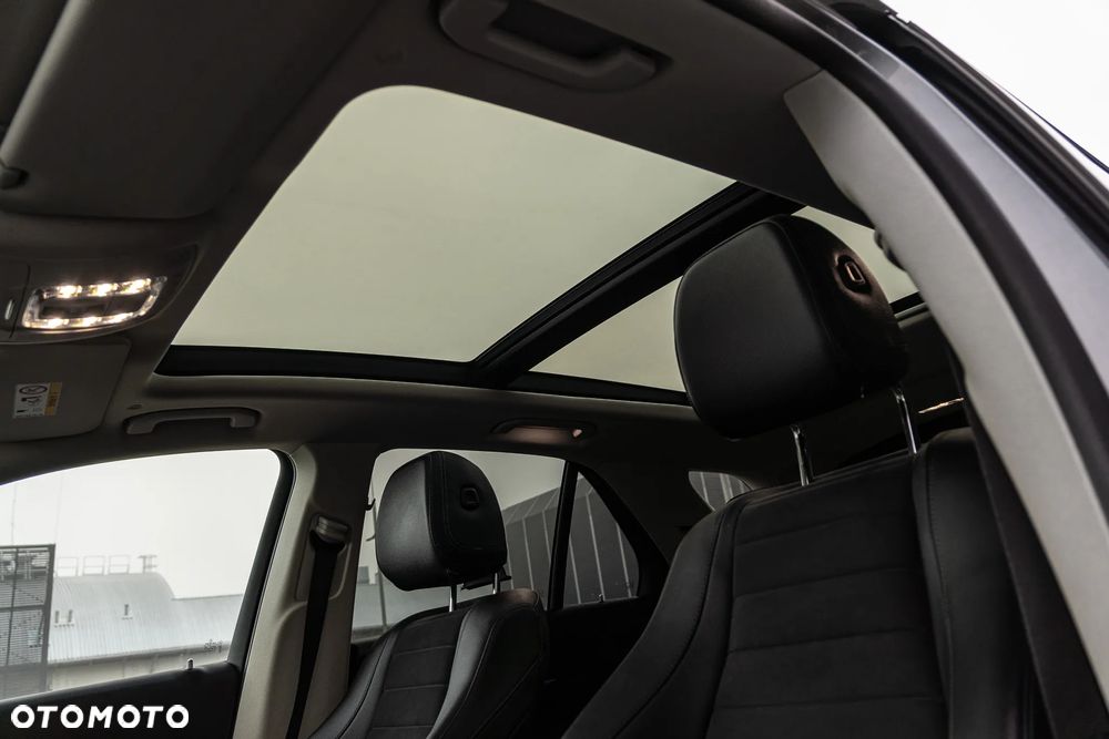 Mercedes-Benz GLE - 37