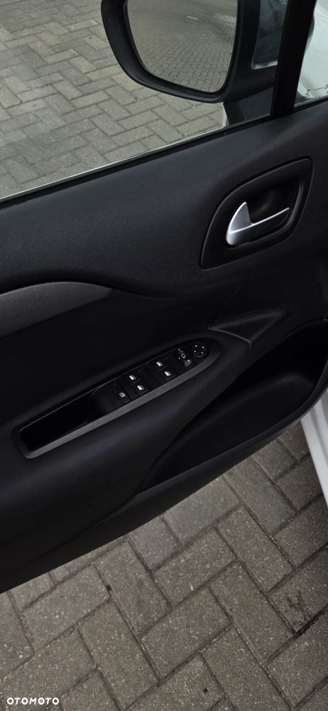 Citroën C4 PureTech e-THP 130 Exclusive - 28