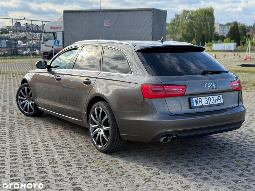 Audi A6 Avant - 10