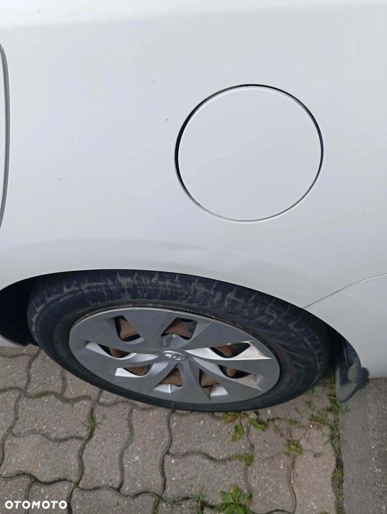 Toyota Auris 1.6 Premium - 8