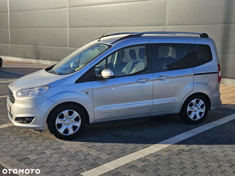Ford Tourneo Courier - 3