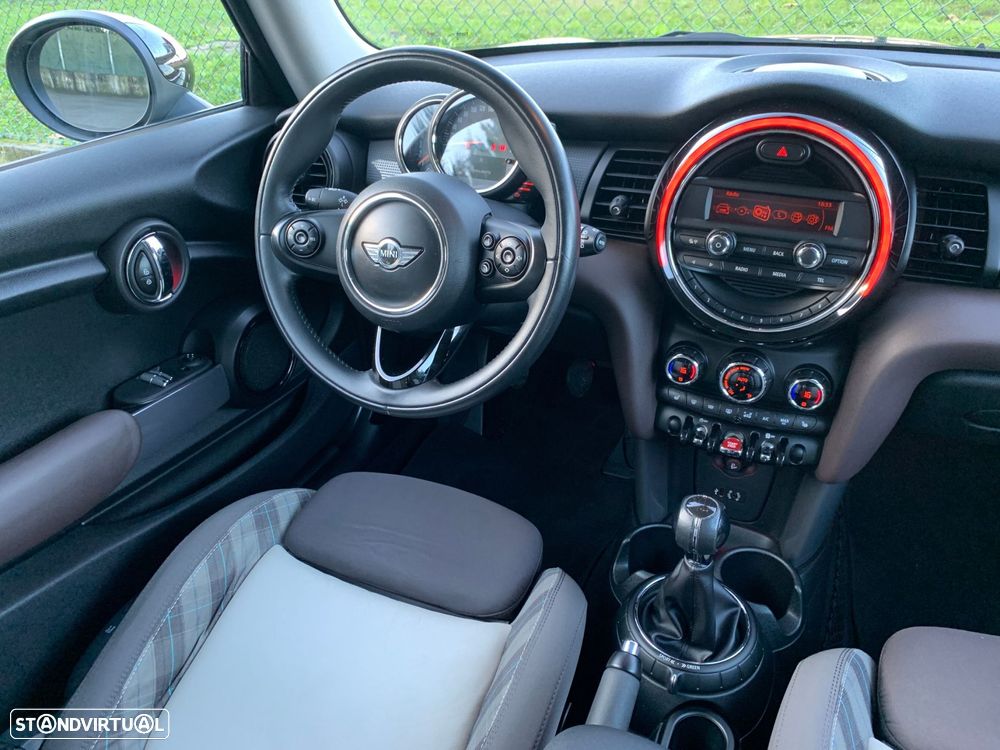 MINI 3 Portas One D - 17