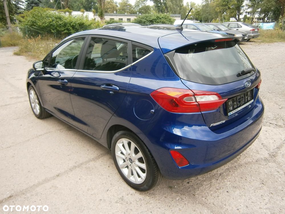 Ford Fiesta 1.0 EcoBoost S&S TITANIUM X - 4