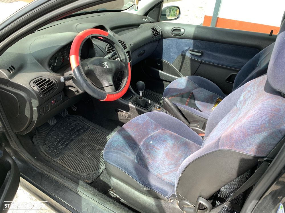 Peugeot 206 1.1 XR - 3