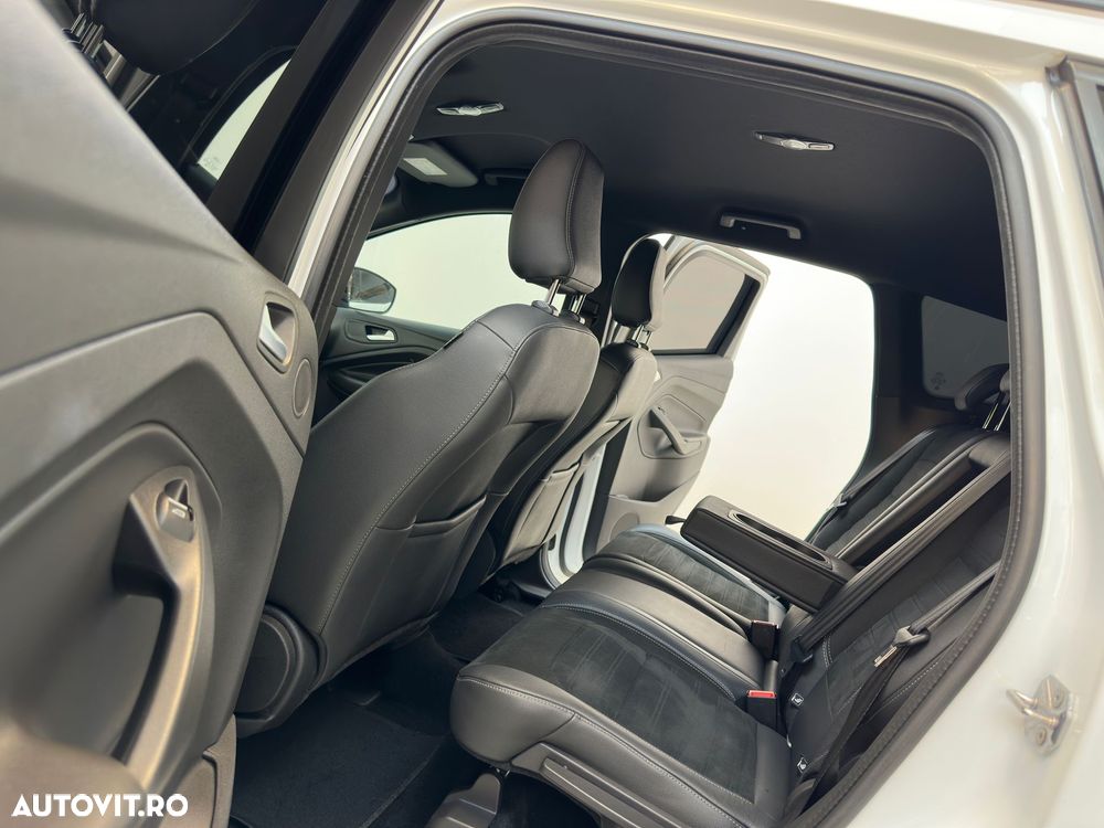 Ford Kuga 2.0 TDCi 4x4 Aut. ST-Line - 8