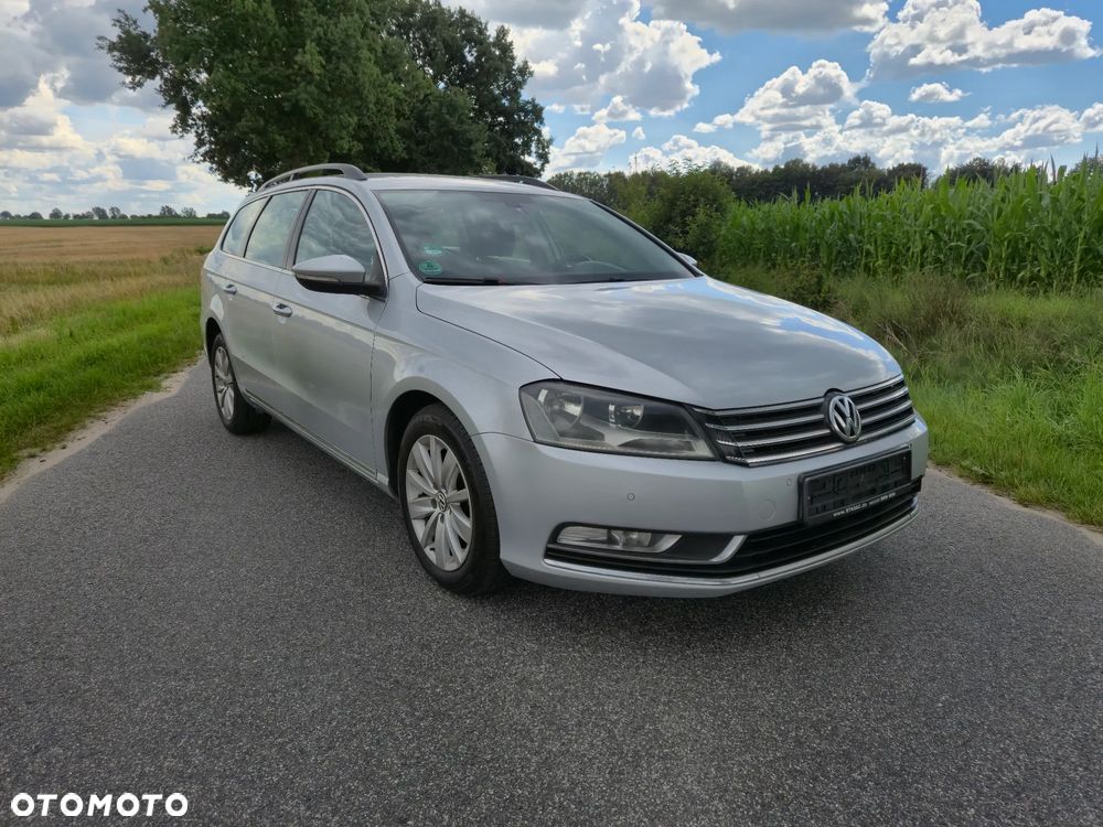Volkswagen Passat 2.0 TDI DPF DSG Comfortline - 23