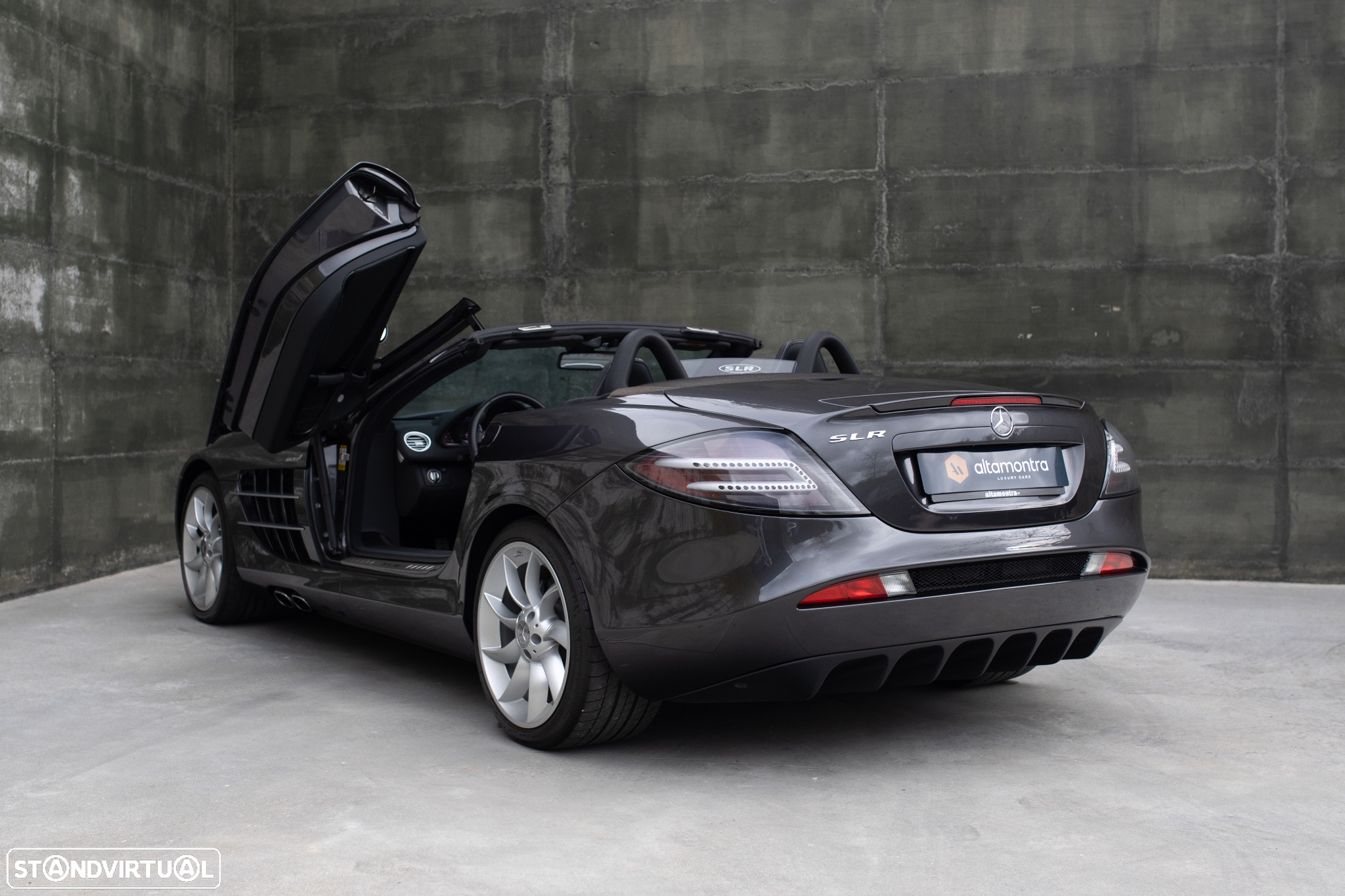 Mercedes-Benz SLR McLaren Roadster - 57