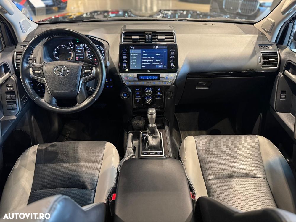 Toyota Land Cruiser 2.8l D-4D 204 CP A/T Luxury Black Matte Edition - 13