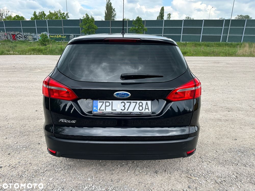 Ford Focus 1.6 TDCi DPF Titanium - 10