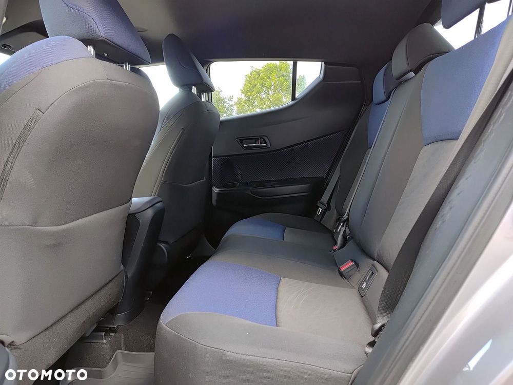 Toyota C-HR 1.2 T Dynamic - 10
