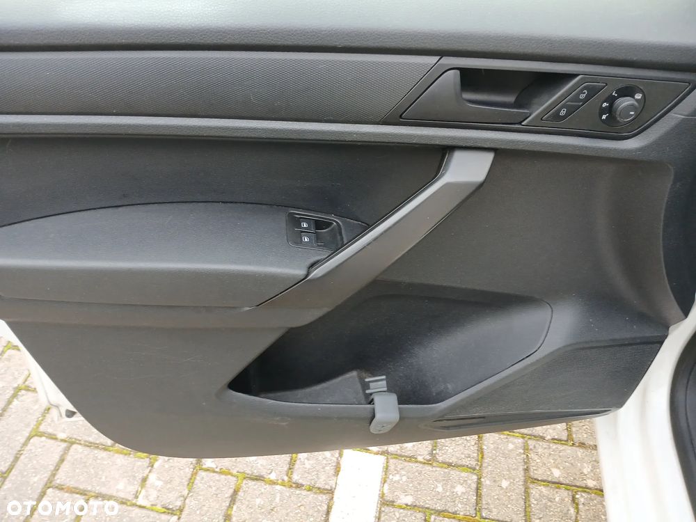 Volkswagen Caddy - 11