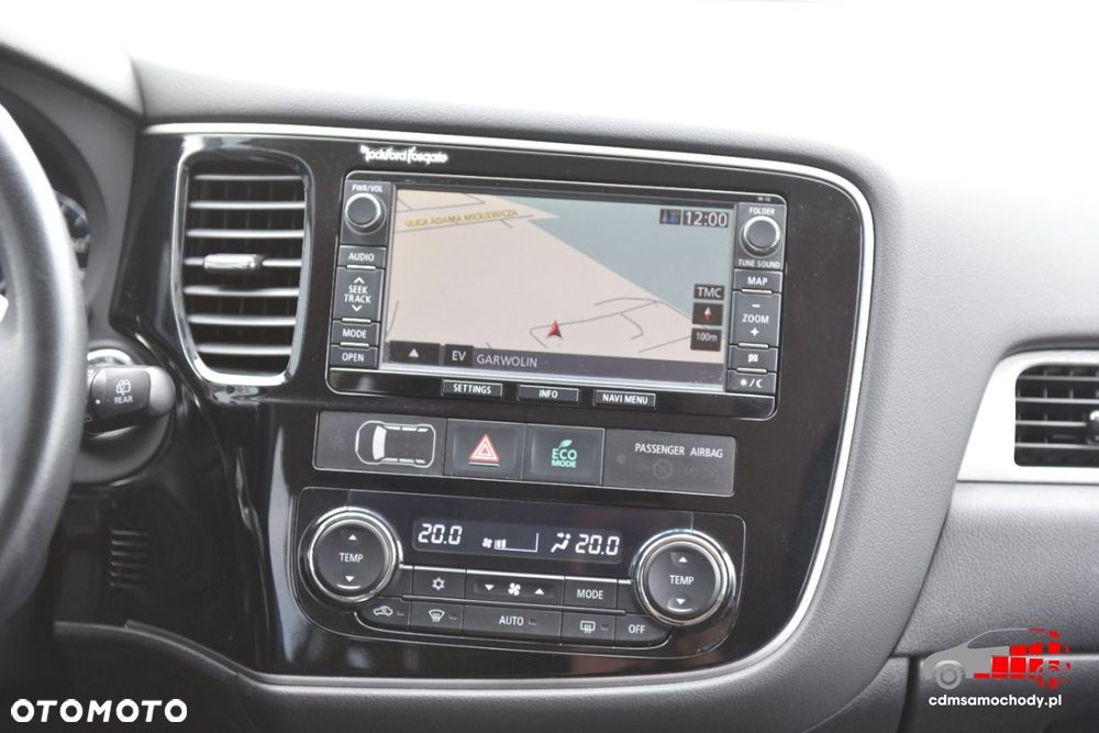 Mitsubishi Outlander - 23