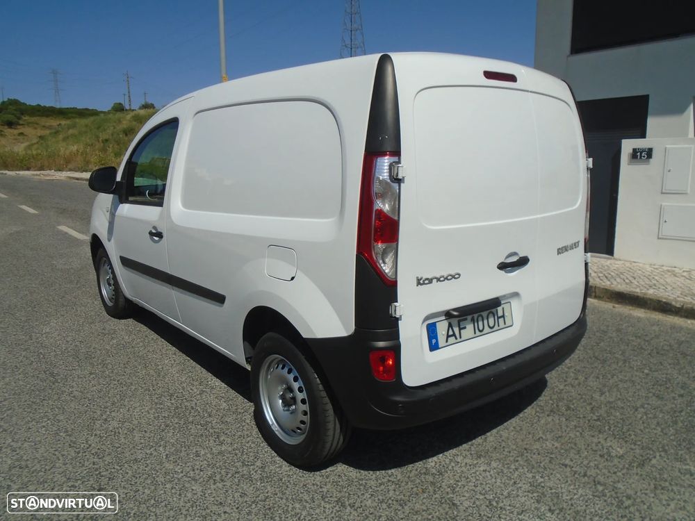 Renault Kangoo 1.5 DCI 3-LUGARES-95 CV-6V- NACIONAL-IVA DEDUTIVEL - 6
