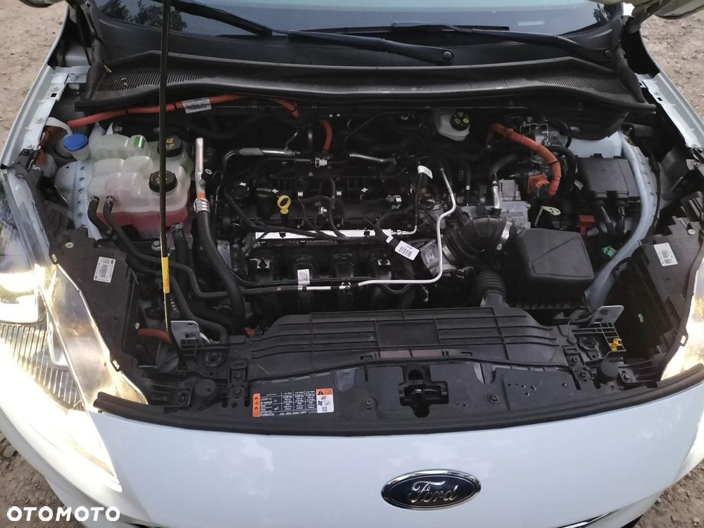 Ford Kuga - 22