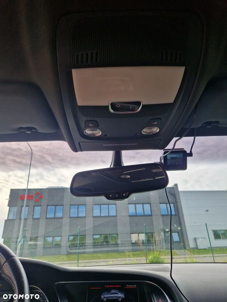 Audi A5 Coupé 2.0 TDI DPF quattro - 30