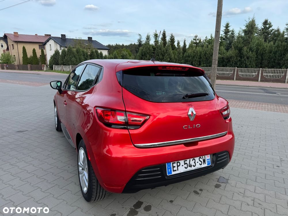 Renault Clio - 16