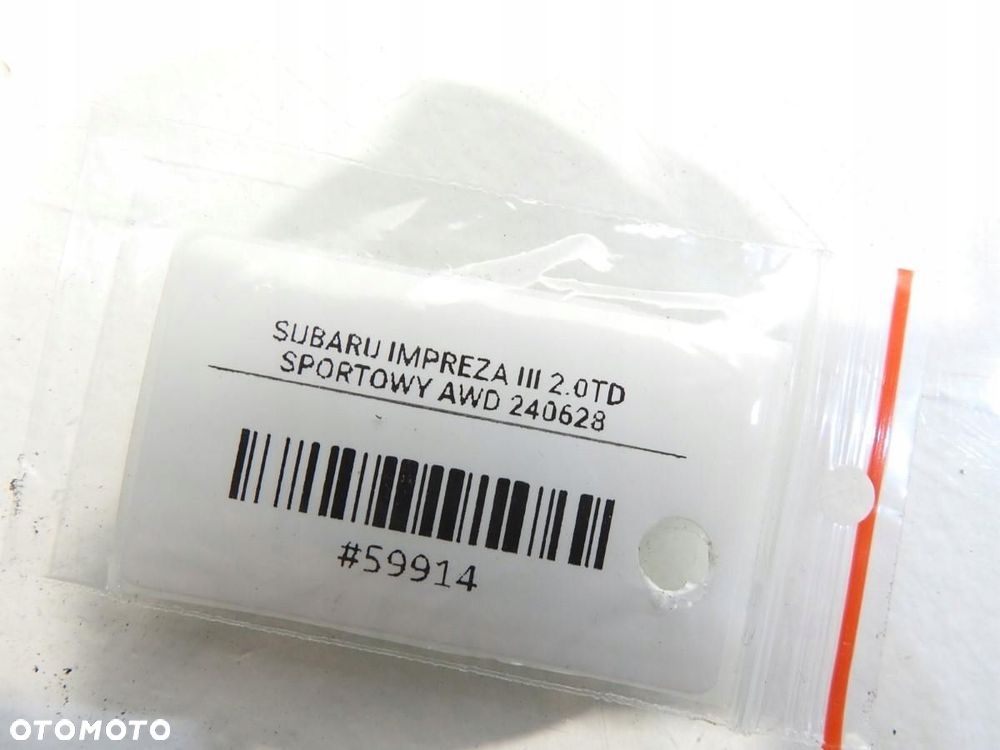 ZAWIAS ZAWIASY DRZWI LEWY TYŁ 61K SUBARU IMPREZA III GH - 4