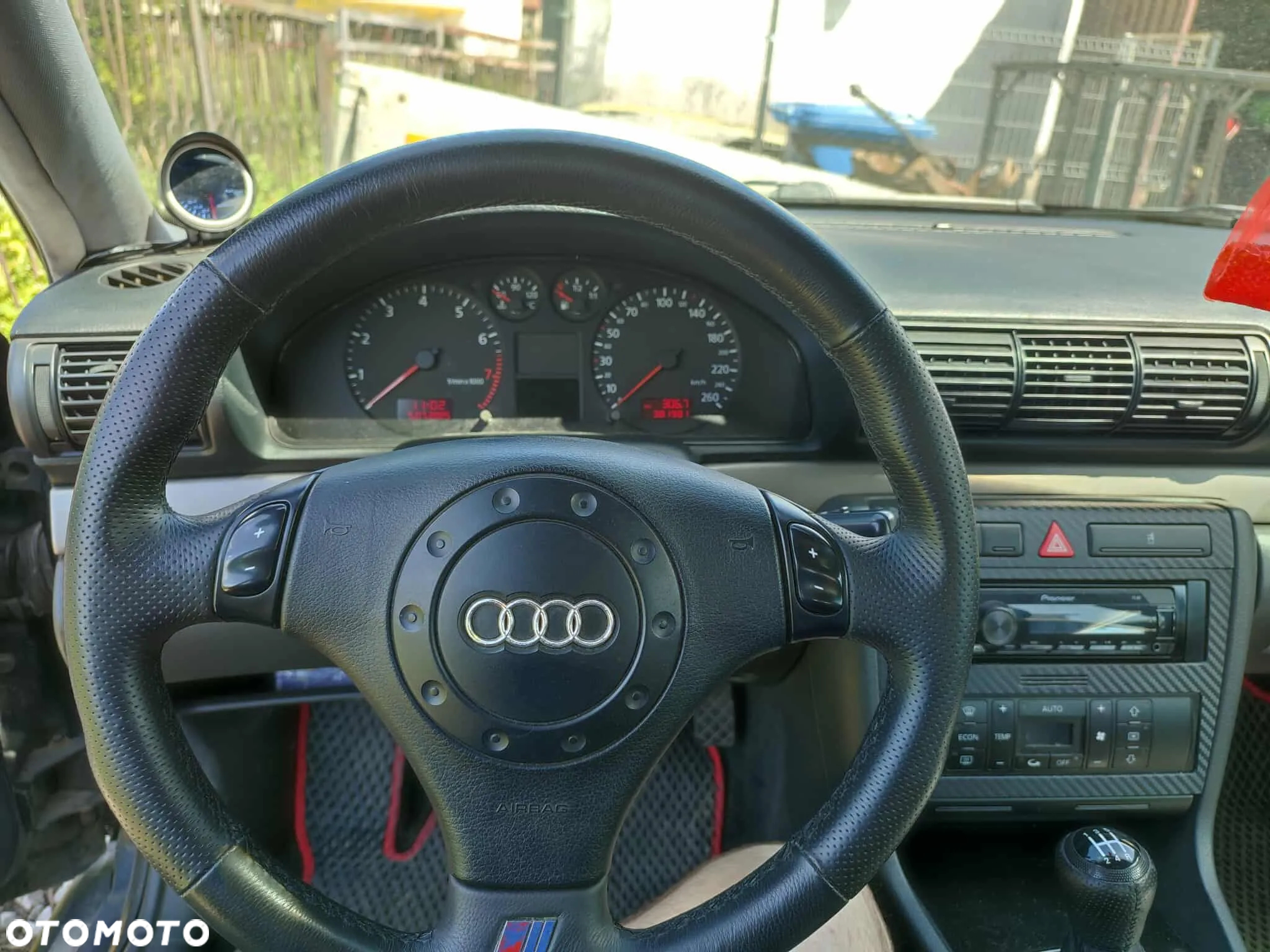 Audi A4 - 8