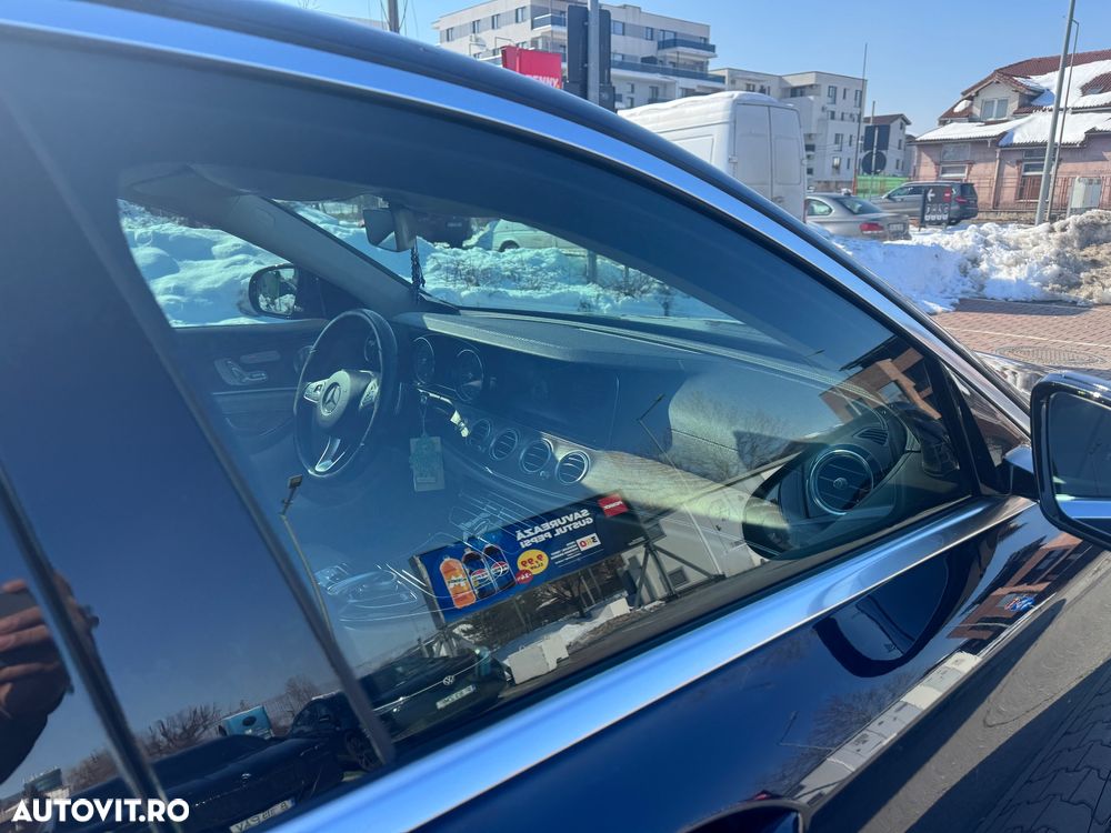 Mercedes-Benz E 220 d 4MATIC Aut. - 9